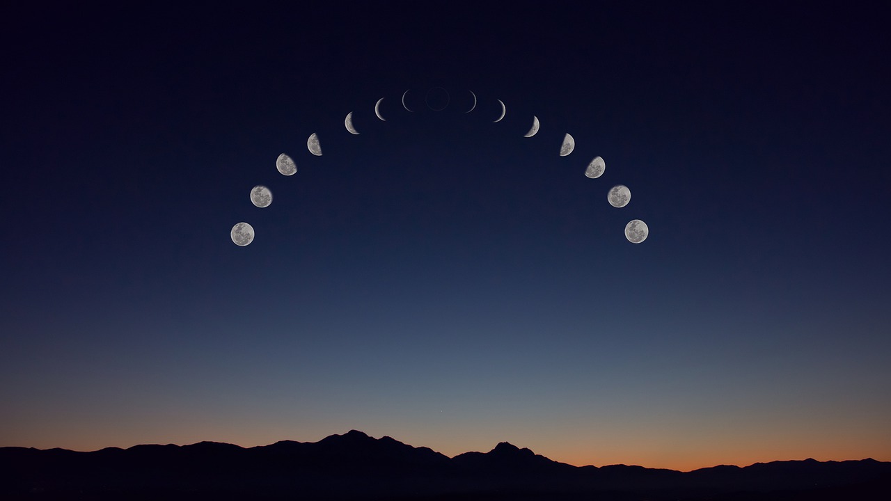Silver Clan Moon Phases