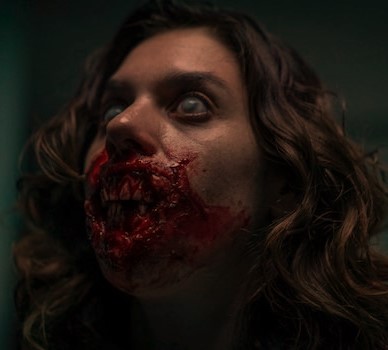 zombie-girl-missing-lips-bleeding-yummy-01-600x350.jpg